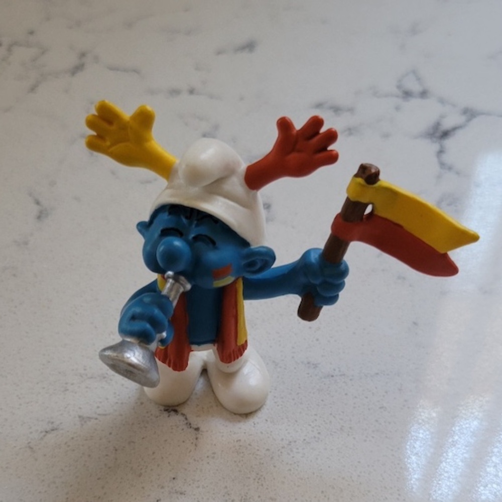 Set of Three (3) Vintage Smurf Figurines - Picture 3 of 11